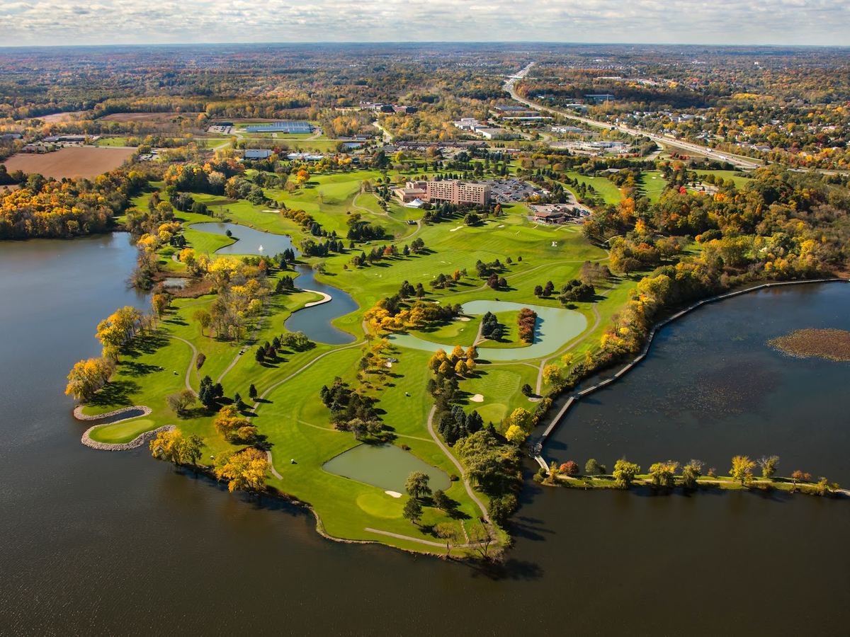 Eagle Crest Golf Club — Arts and Entertainment