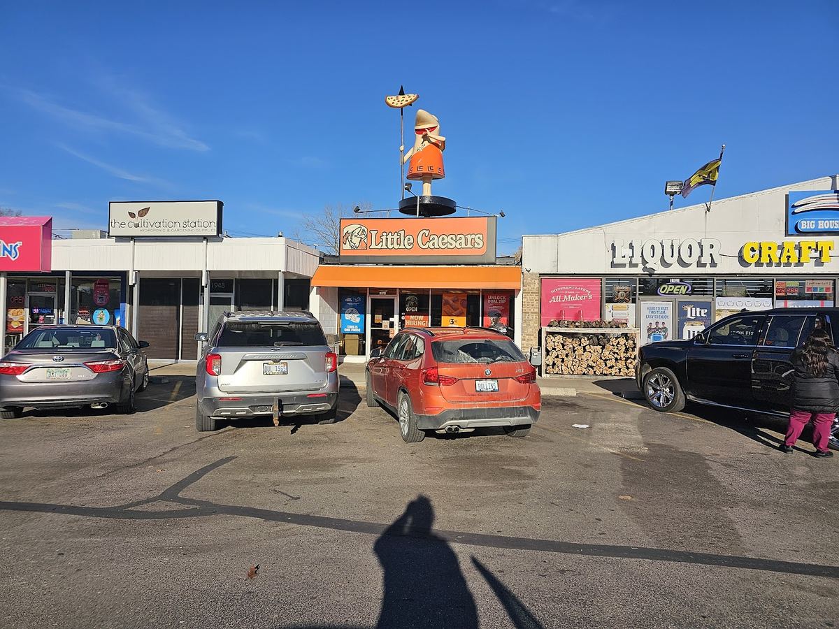 Little Caesars — Restaurant