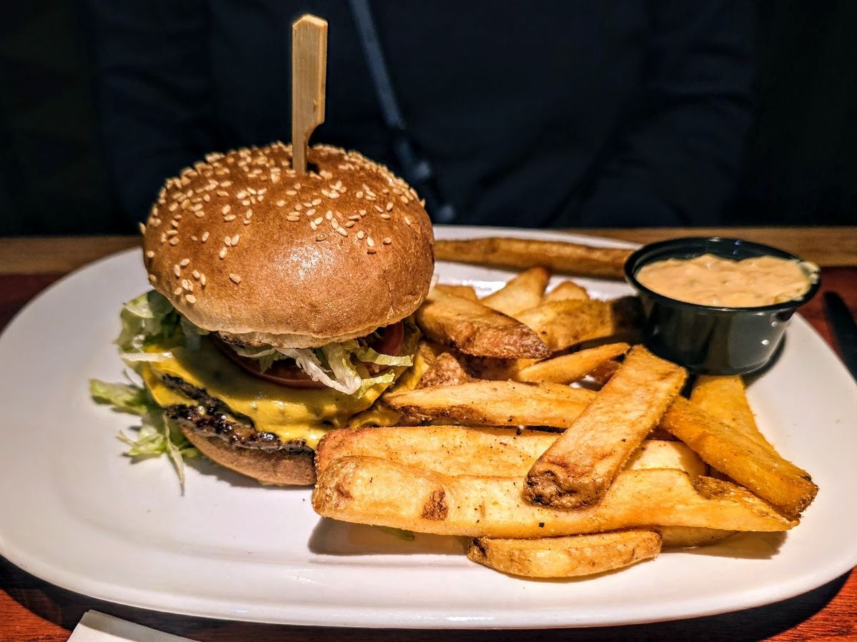 Red Robin — Restaurant